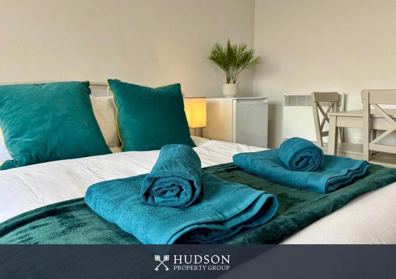 Donnington Apartments - Studio 1 Telford Extérieur photo